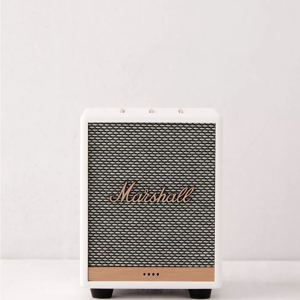 Marshall White Bluetooth Speaker - Picture 5 of 9